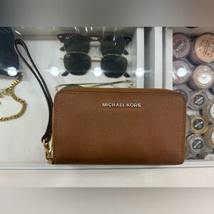 Brown Michael kors wallet